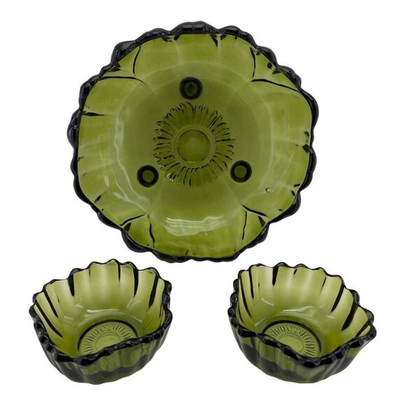 Vintage MCM Indian Glass Footed Bowls Footed Avacado Green Sunflower Scalloped - Picture 1 of 13